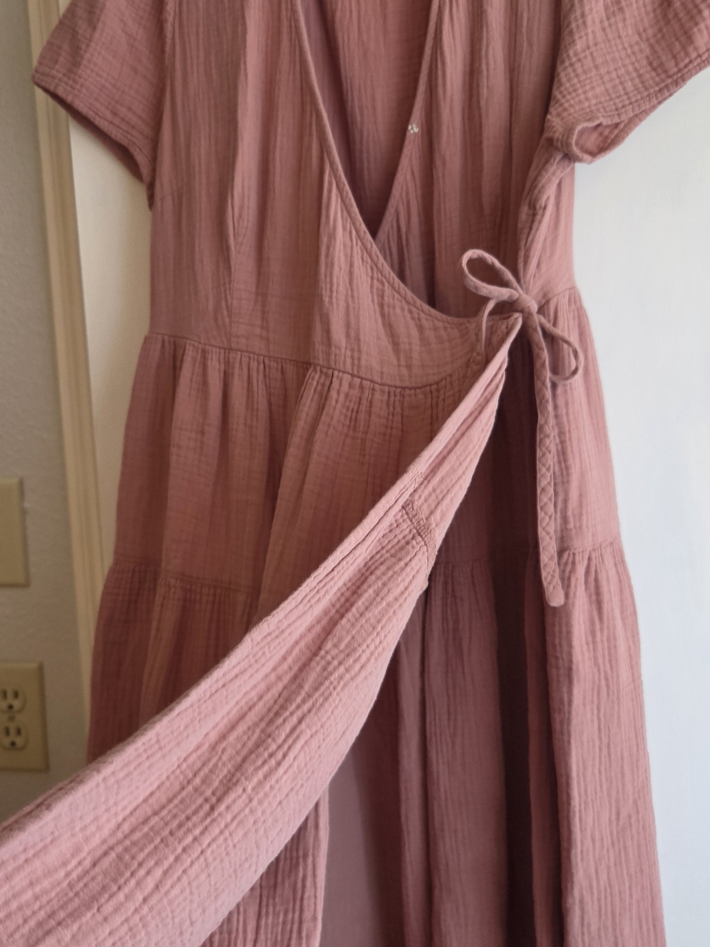 Universal Thread Dusty Rose Wrap Tiered Midi Dress - Picture 4 of 8
